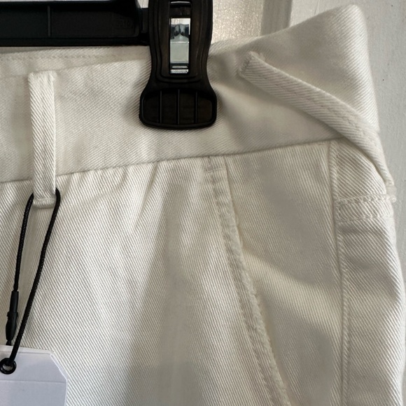 Shorts - Picture 8 of 14